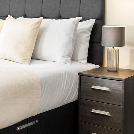 New Luxury Two Bedroom Apartment - City Centre - Netflix - Wifi - Top Rated - Jq 8Ah Бірмінгем Екстер'єр фото