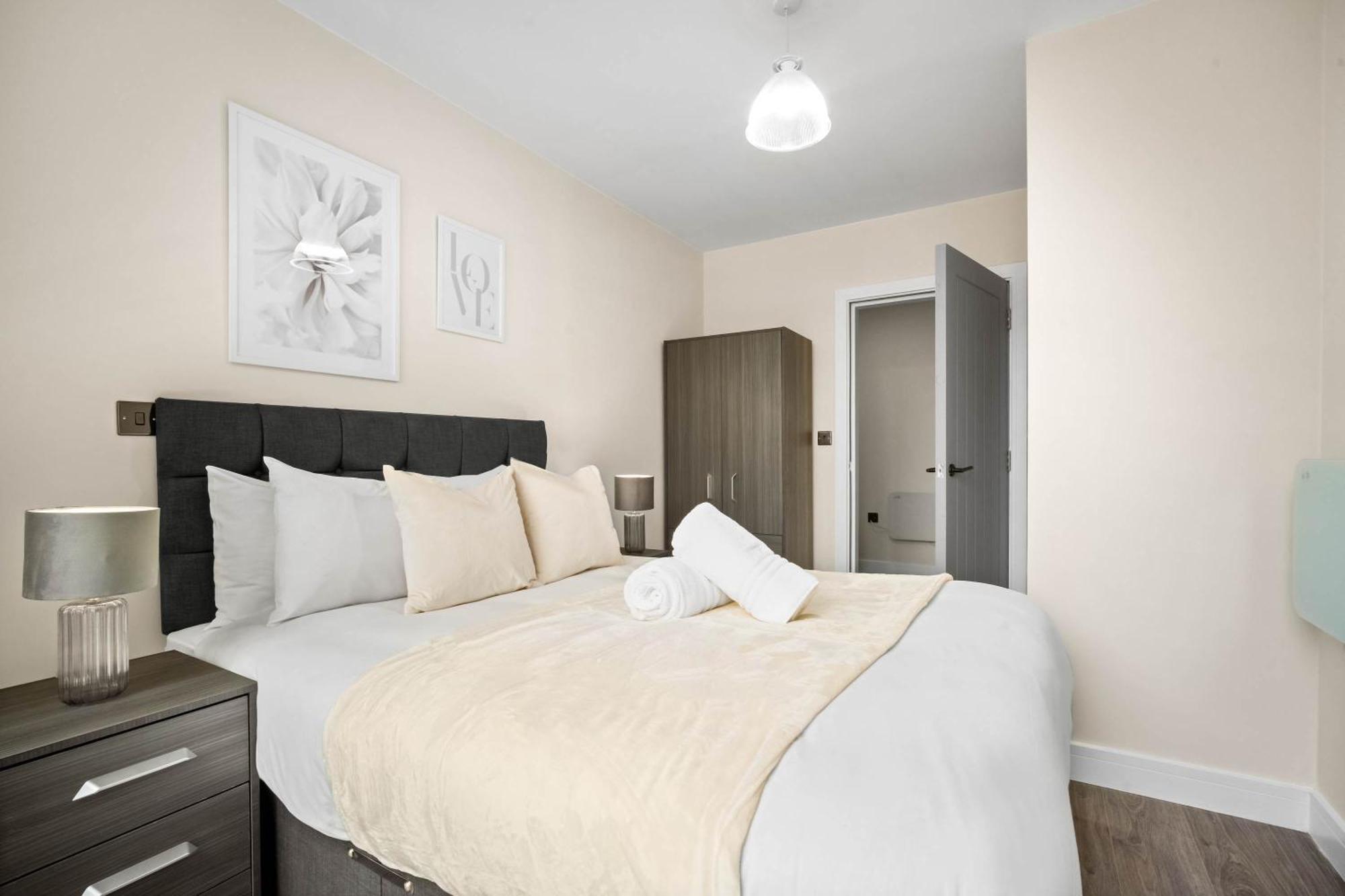 New Luxury Two Bedroom Apartment - City Centre - Netflix - Wifi - Top Rated - Jq 8Ah Бірмінгем Екстер'єр фото